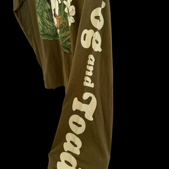 NWT Frog and Toad size small Long Sleeve T Shirt Top Green Book Characters New - Picture 2 of 5